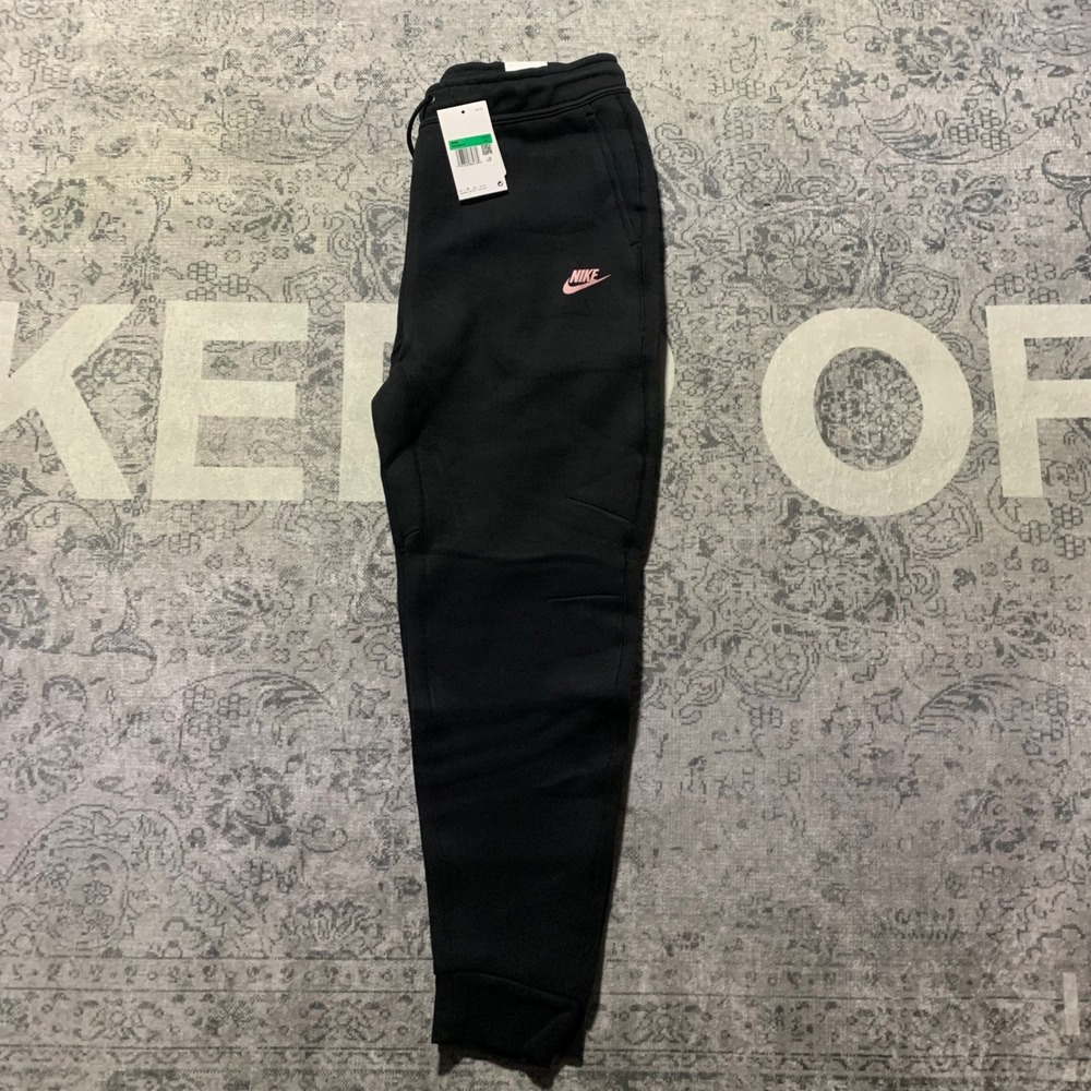Nike Tech Fleece Joggers Mens XL Black Pink NWT HQ3749-010 Tapered Sweatpants
